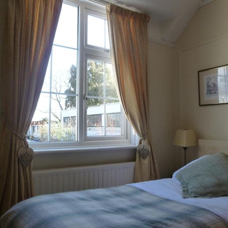 The Maples Bed & Breakfast Hythe  Bilik gambar