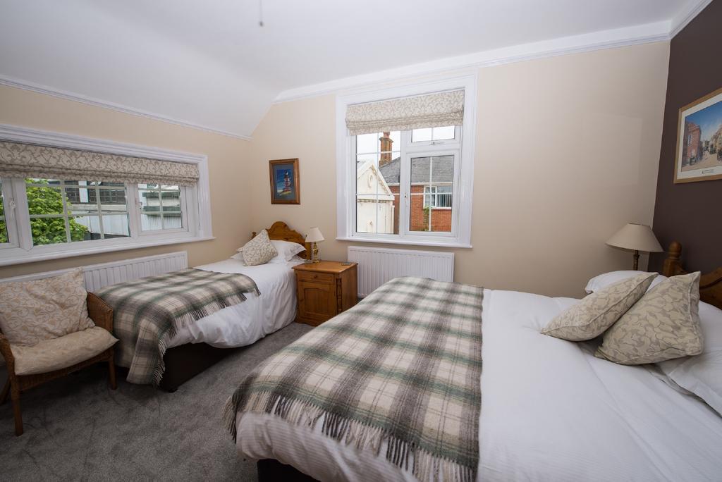 The Maples Bed & Breakfast Hythe  Luaran gambar