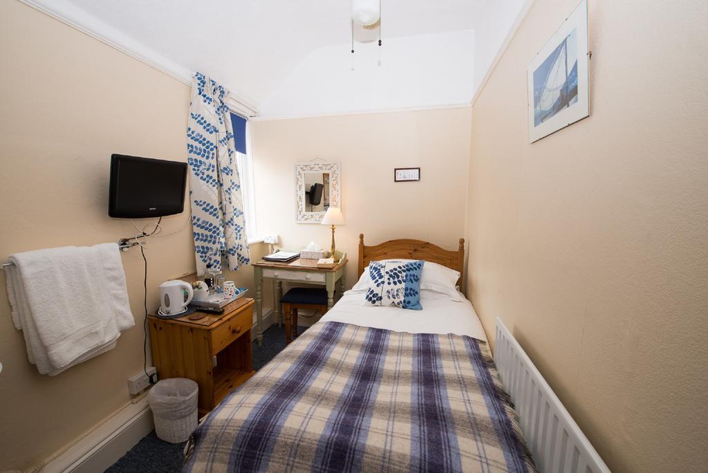 The Maples Bed & Breakfast Hythe  Luaran gambar