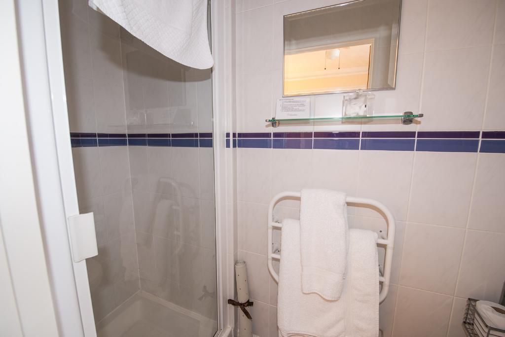 The Maples Bed & Breakfast Hythe  Luaran gambar