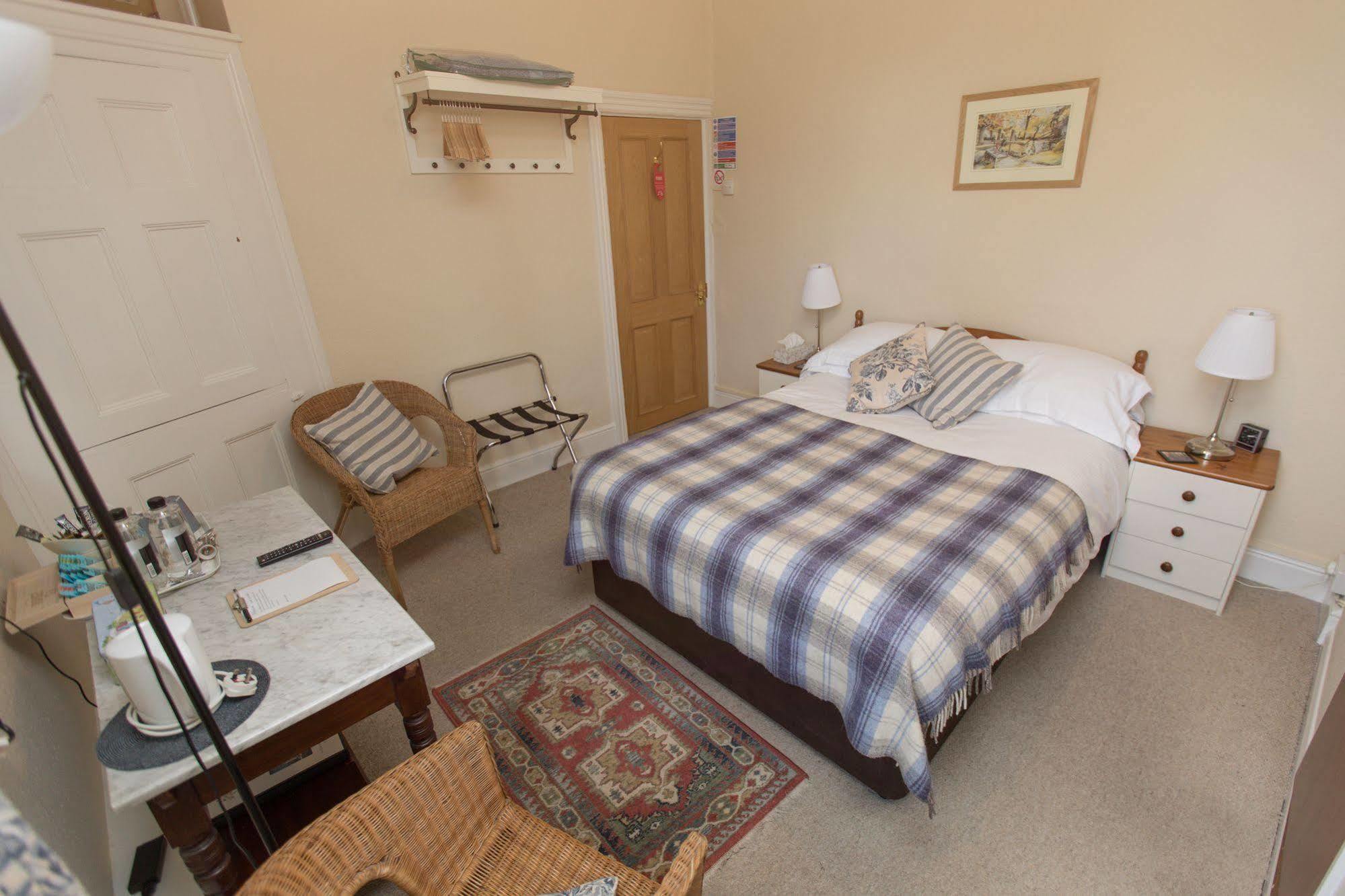 The Maples Bed & Breakfast Hythe  Luaran gambar
