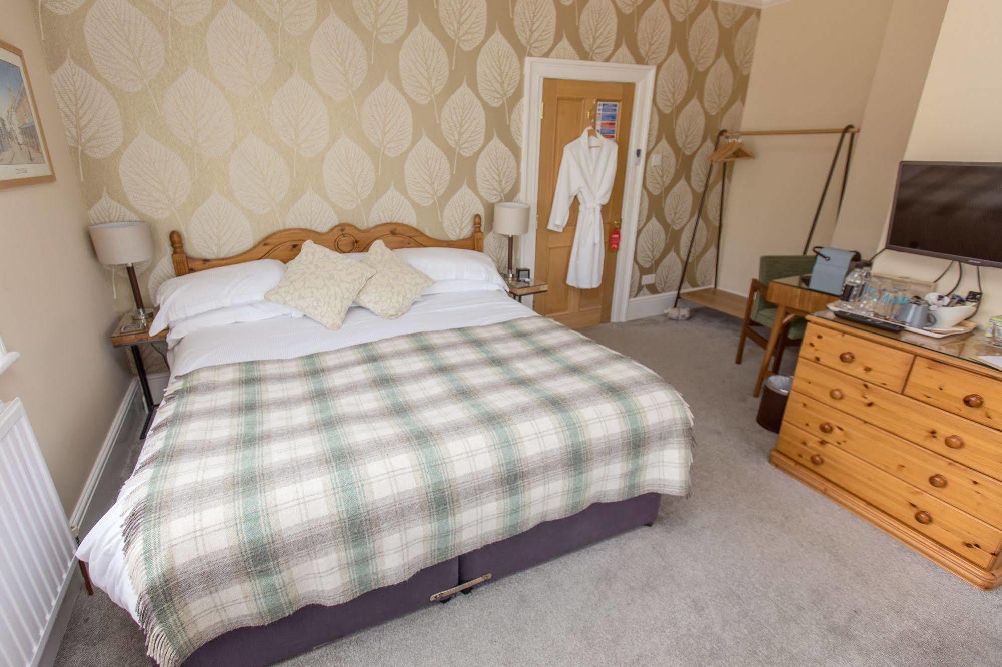 The Maples Bed & Breakfast Hythe  Luaran gambar