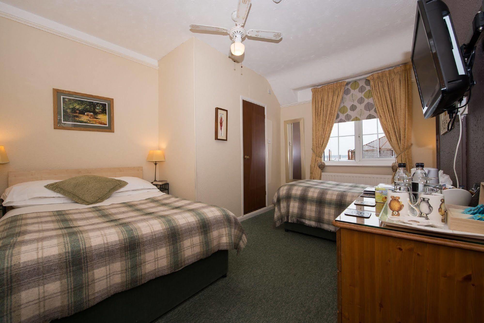The Maples Bed & Breakfast Hythe  Luaran gambar